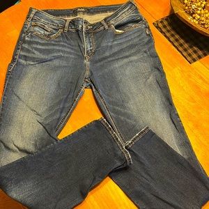 Silver Jeans Avery Straight jeans
